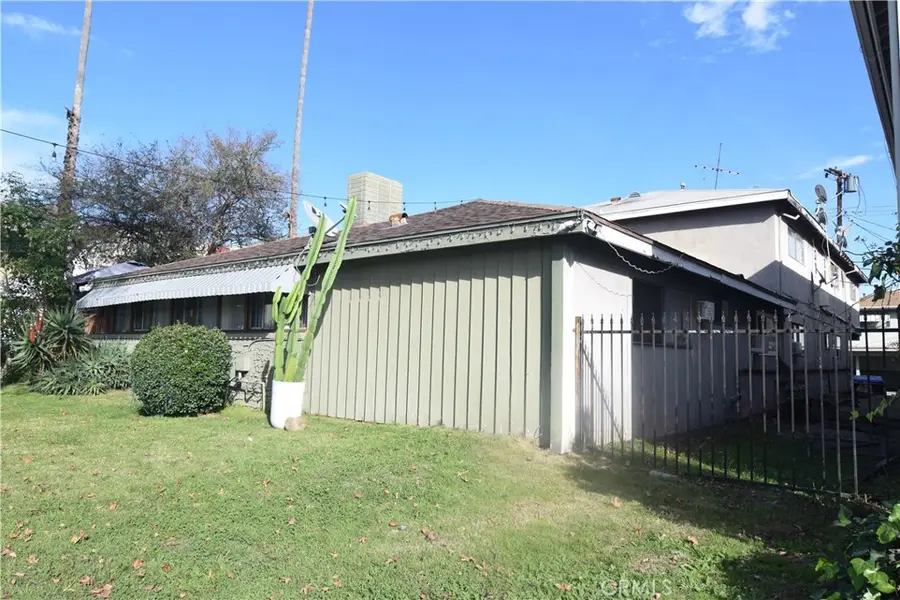 6708 Whitsett, North Hollywood, CA 91606 - #2