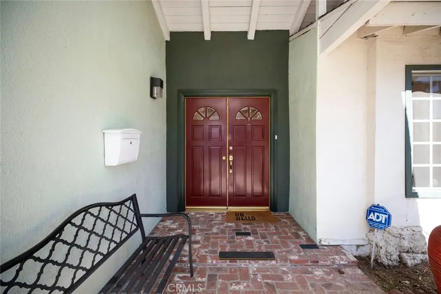 18119 Calvert Street, Tarzana, CA 91335 - #3