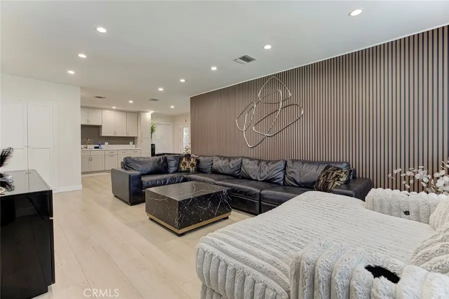 1817 N Hollywood Way, Burbank, CA 91505 - #2