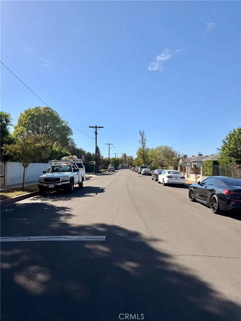 14857 Tuba, San Fernando, CA 91345 - #2