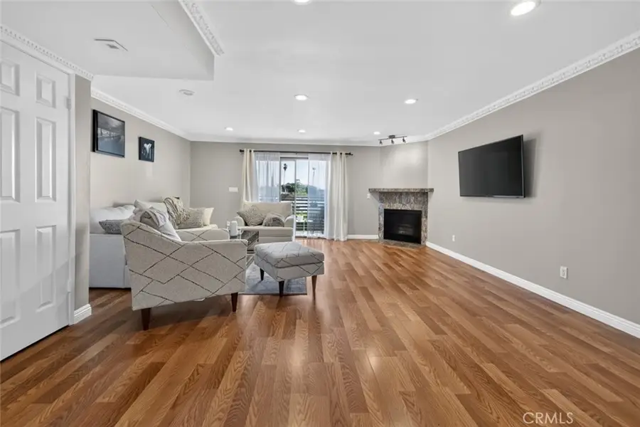 6420 Hazeltine Avenue #9, Van Nuys, CA 91401 - #2