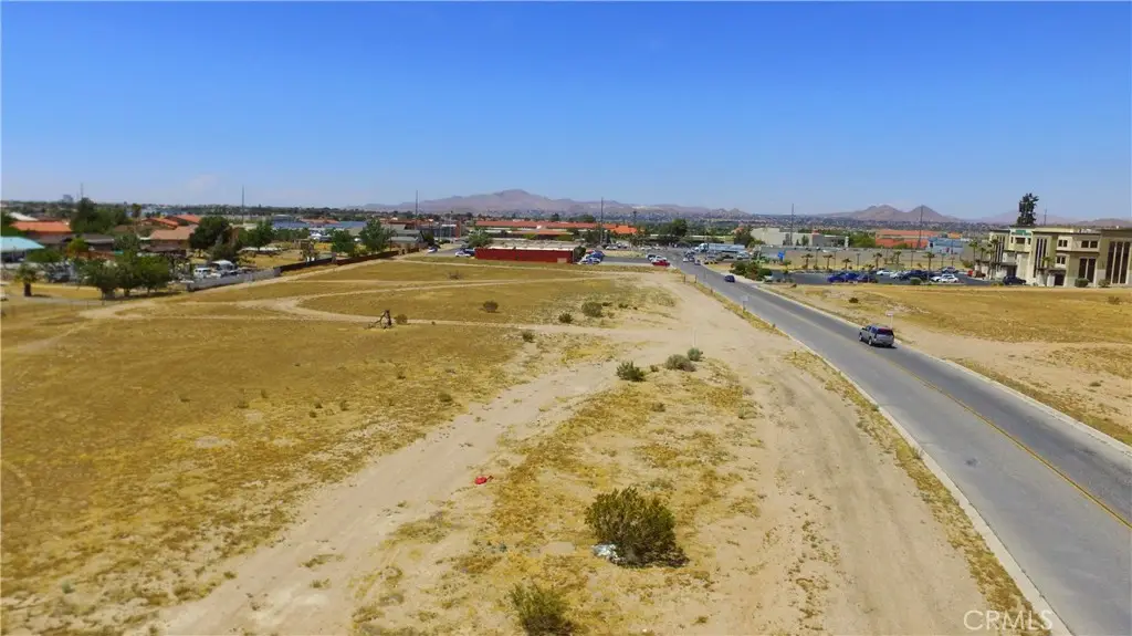 39914351 Jacaranda Avenue, Hesperia, CA 92345 - Image #1