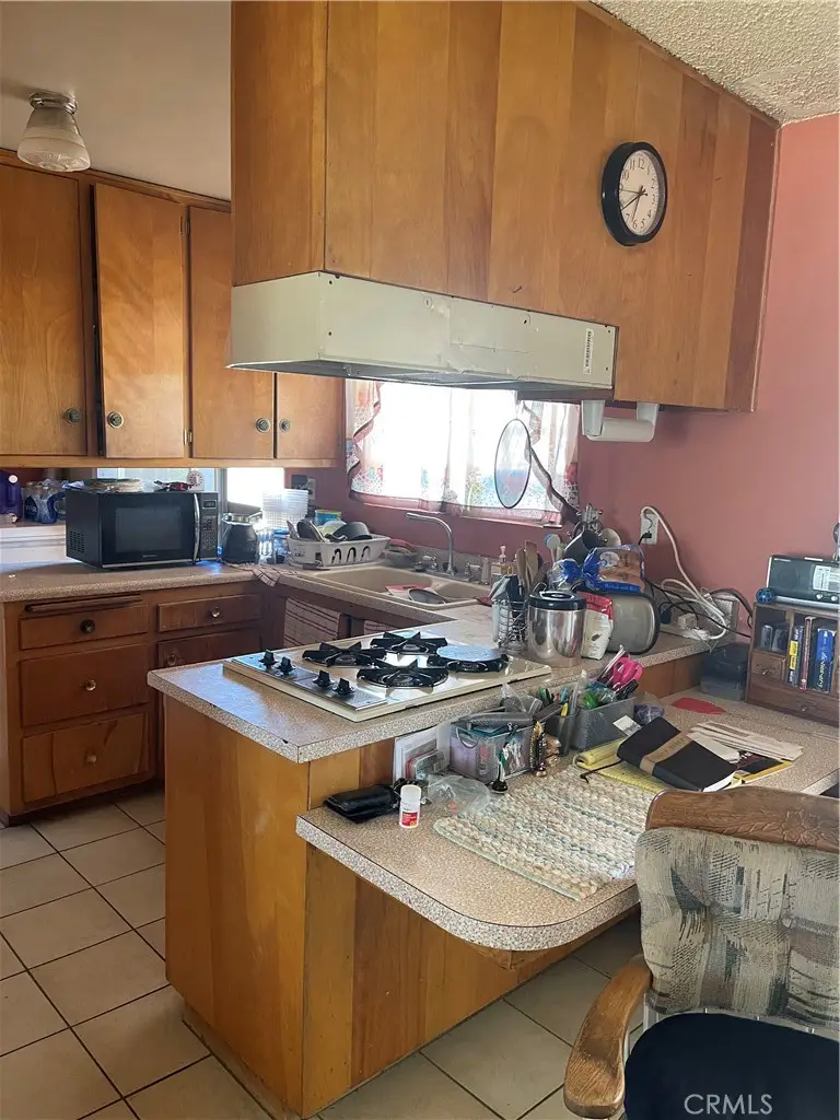 16322 Midway Street, Victorville, CA 92395 - #3