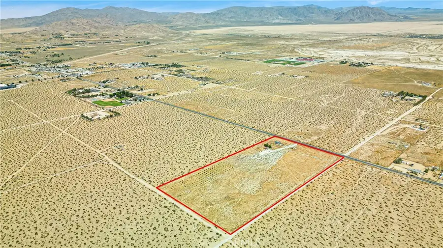 33633 Old Woman Spring Rd, Lucerne Valley, CA 92356 - #3