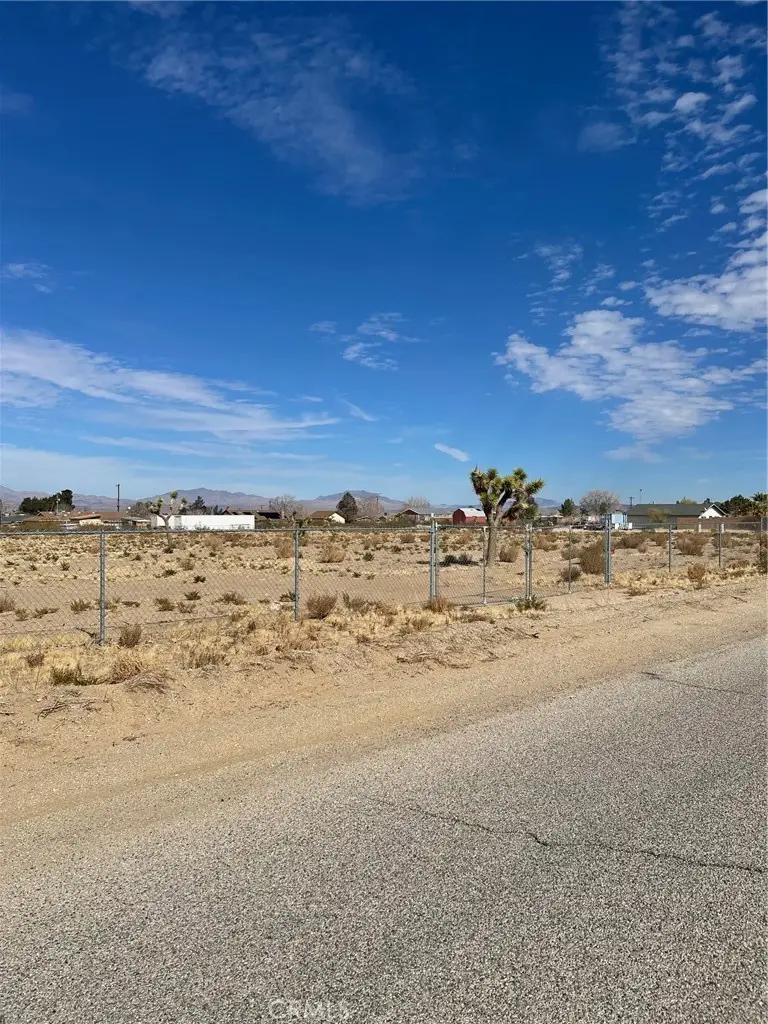 31160 Sherwood Street, Lucerne Valley, CA 92356 - Image #2