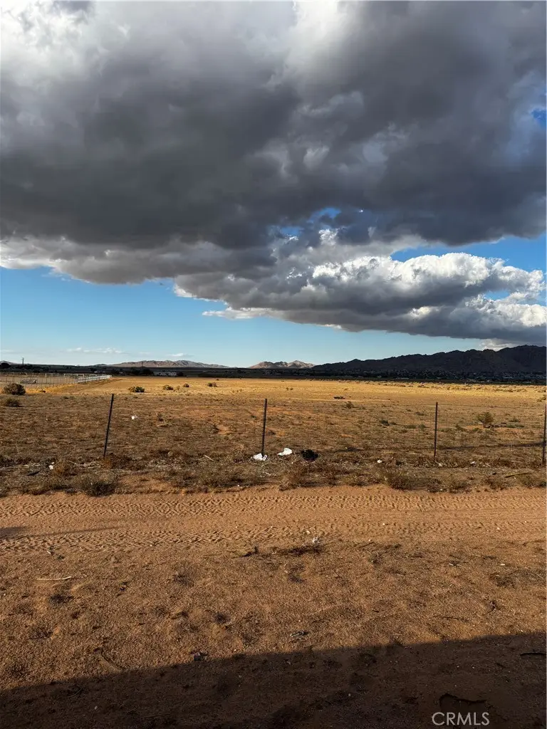 0 Thunderbird Rd, Apple Valley, CA 92307 - #1