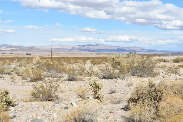 0 Apn 0435-073-11-0000, Apple Valley, CA 92307