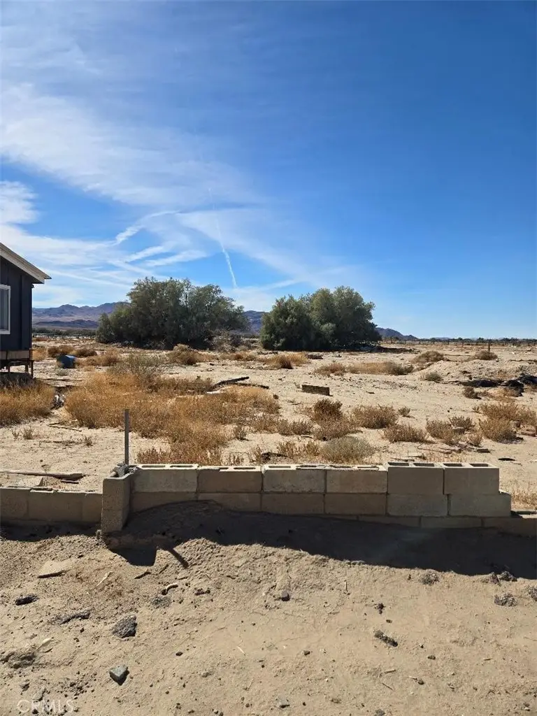 30484 Berry Road, Newberry Springs, CA 92365 - Image #2