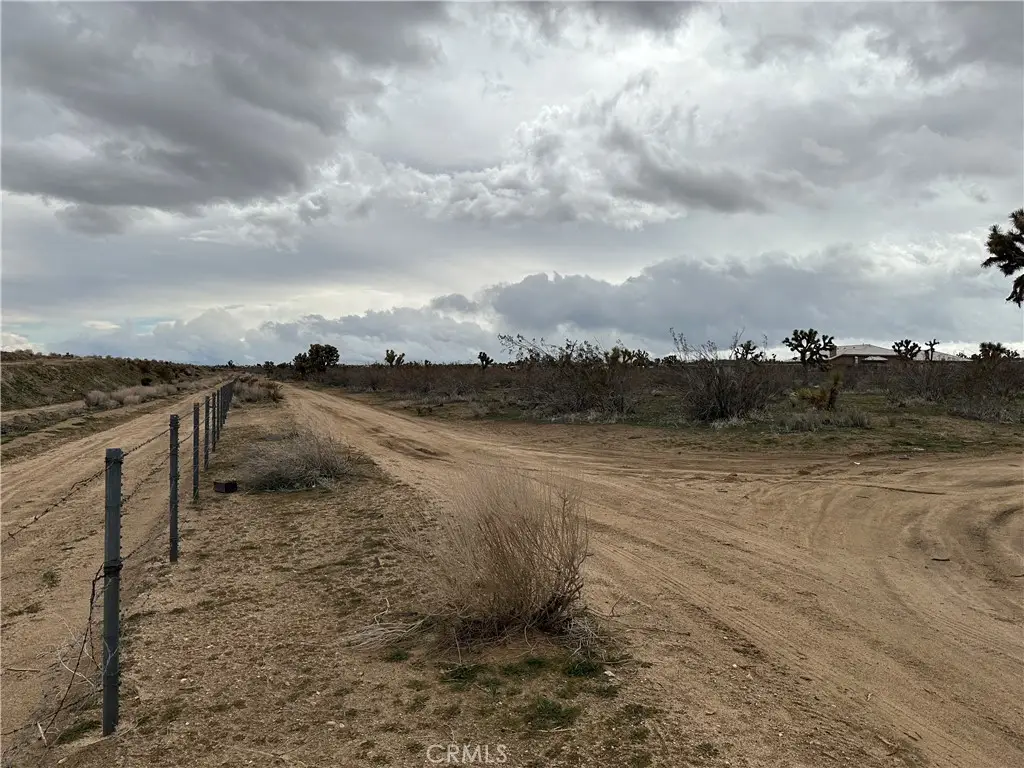 17 Smith, Phelan, CA 92371 - Image #1