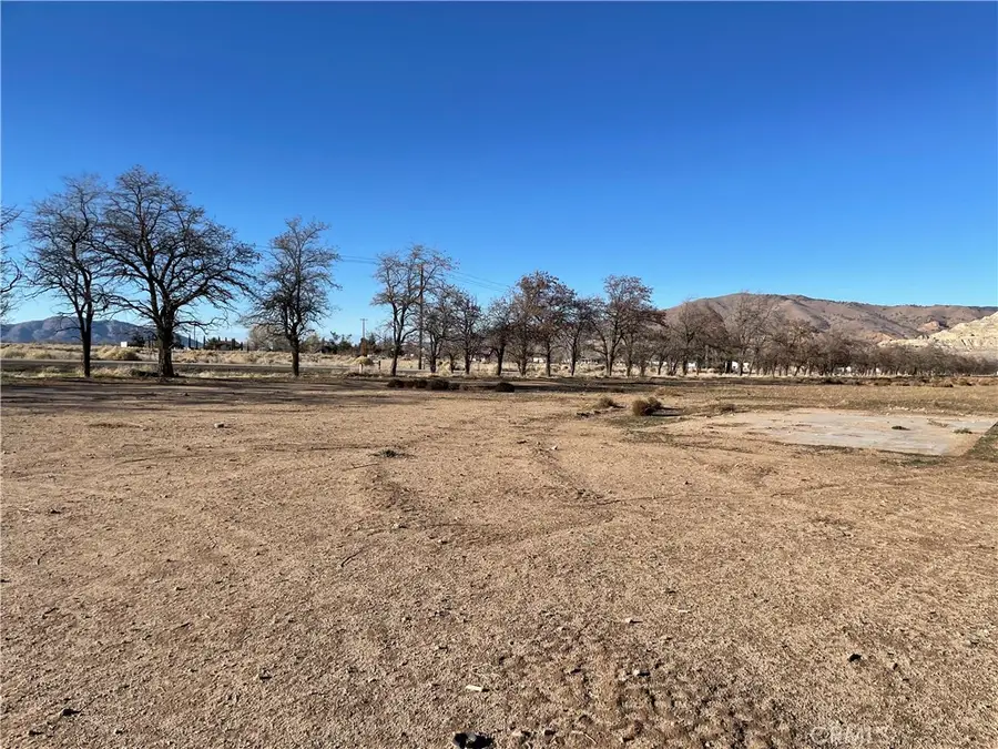 20028 Tehachapi Willow Springs Road, Tehachapi, CA 93561 - Image #3
