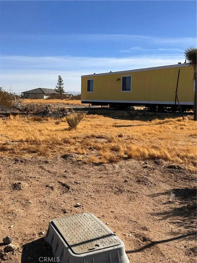 12729 Rochester Road, Phelan, CA 92371 - Image #3