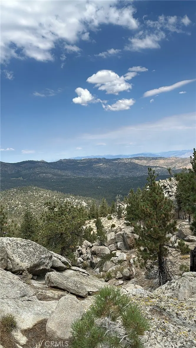 15331003 Mountain Meadow Road, Caliente, CA 93518 - Image #2