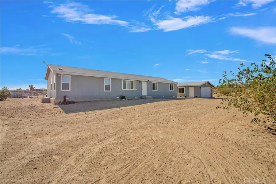 11573 Azure View Road, Pinon Hills, CA 92372 - Image #2