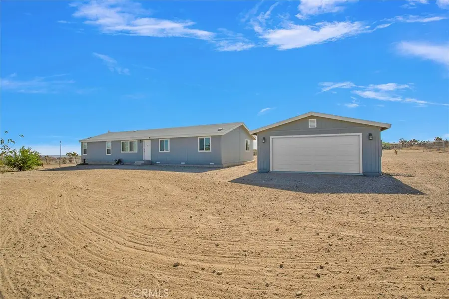 11573 Azure View Road, Pinon Hills, CA 92372 - Image #3