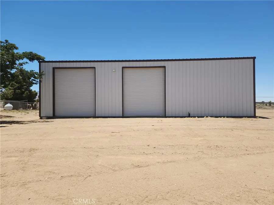 9191 White Road, Phelan, CA 92371 - Image #2