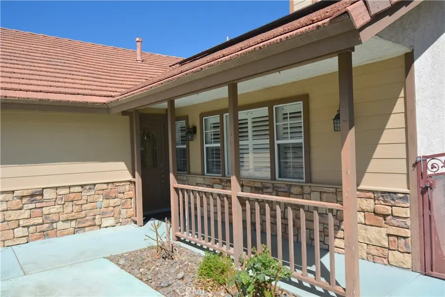 13074 Greensboro Road, Victorville, CA 92395 - Image #2