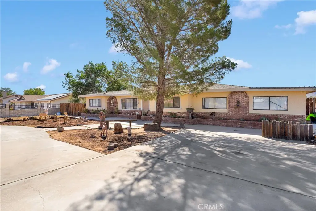 14444 Iroquois Road, Apple Valley, CA 92307 - Image #1