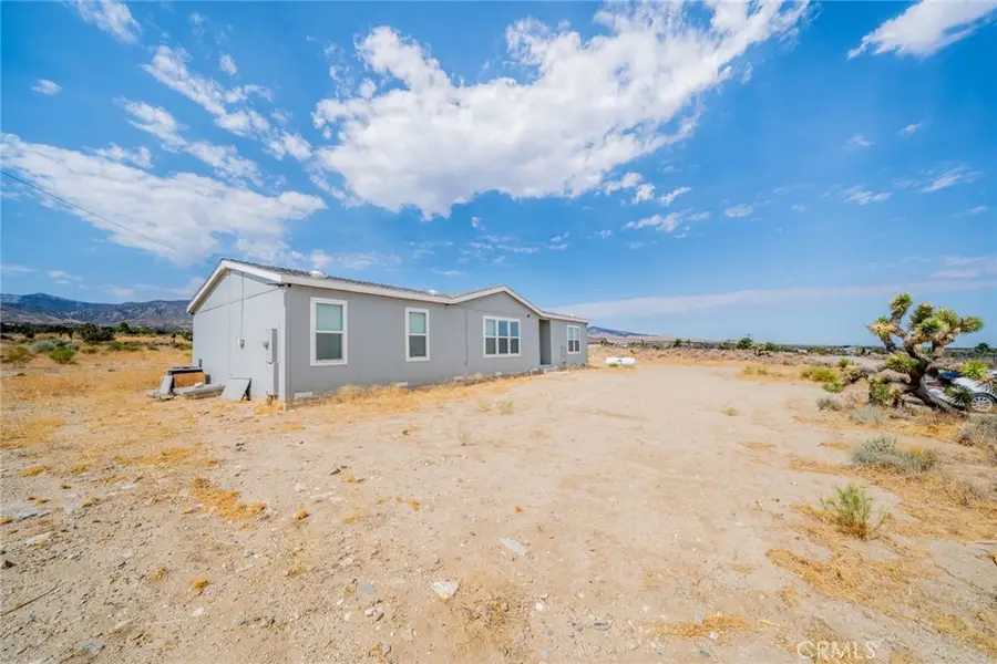 1573 Smoke Tree Road, Pinon Hills, CA 92372 - Image #2