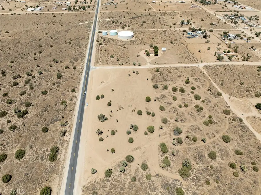 11 Caughlin Road, Phelan, CA 92371 - Image #2