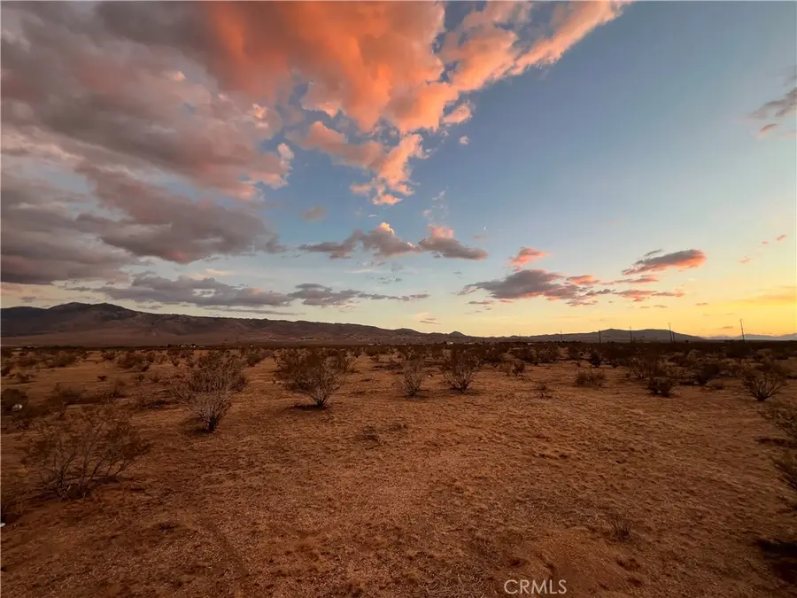3 Del Oro Road, Apple Valley, CA 92308 - Image #3