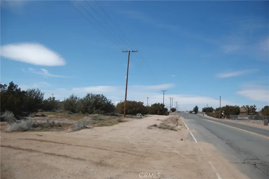 17111 Ranchero, Hesperia, CA 92345 - #3