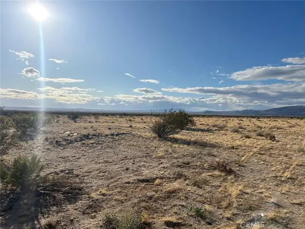 2 Goldfich Avenue, Yucca Valley, CA 92285