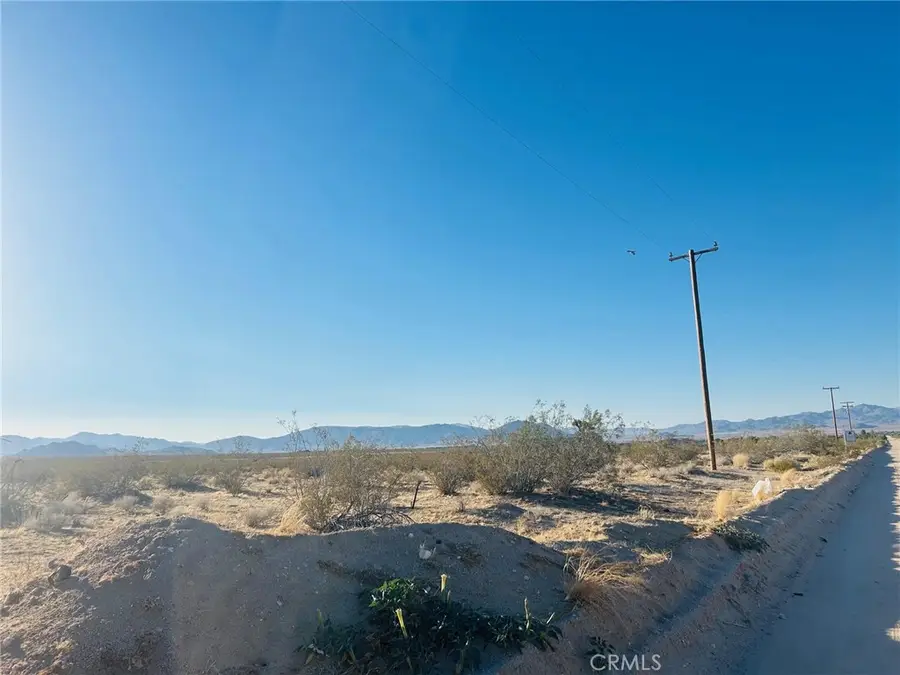 9 Midway Ave, Lucerne Valley, CA 92356 - Image #2