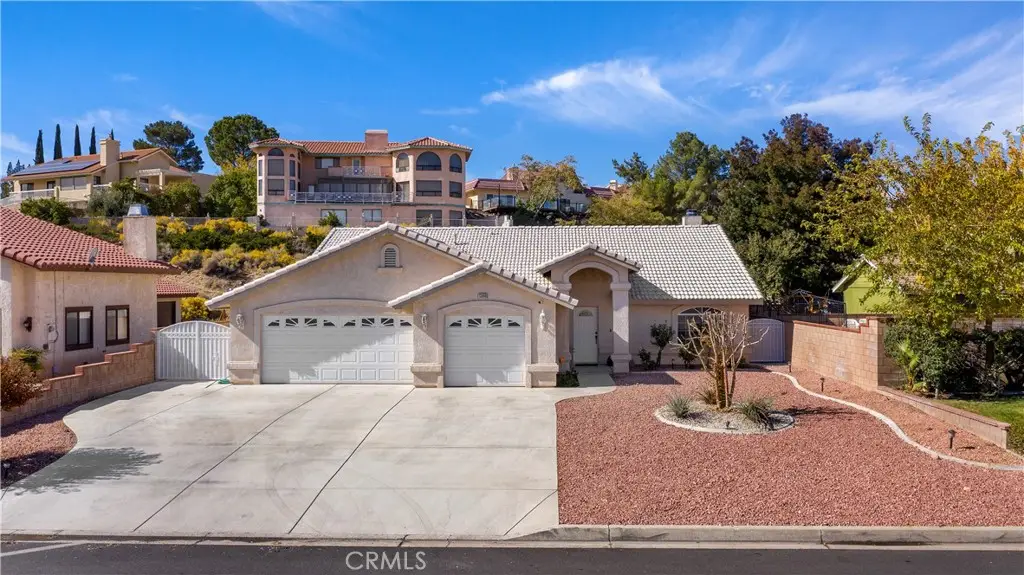 13660 Spring Valley Pkwy, Victorville, CA 92395 - #1