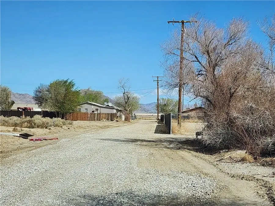 401 Ox Bow Road, Lucerne Valley, CA 92356 - Image #2