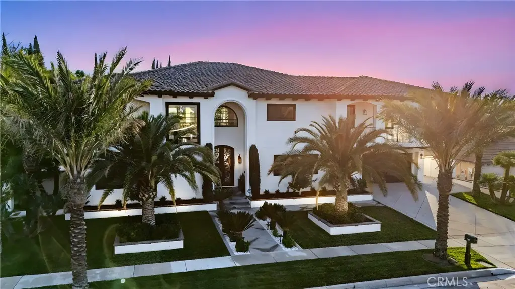 612 Golden West, Redlands, CA 92373 - #1