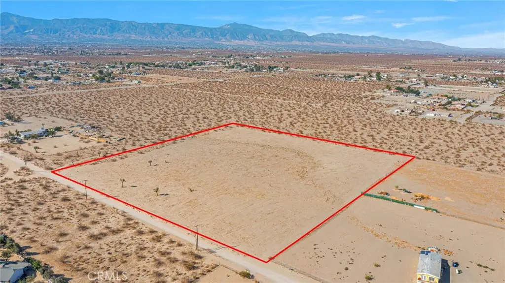 11111 W Johnson Road, Phelan, CA 92371 - Image #1