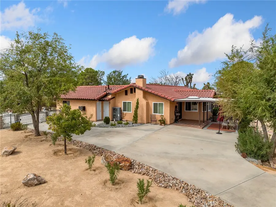 19376 Symeron, Apple Valley, CA 92307 - Image #2