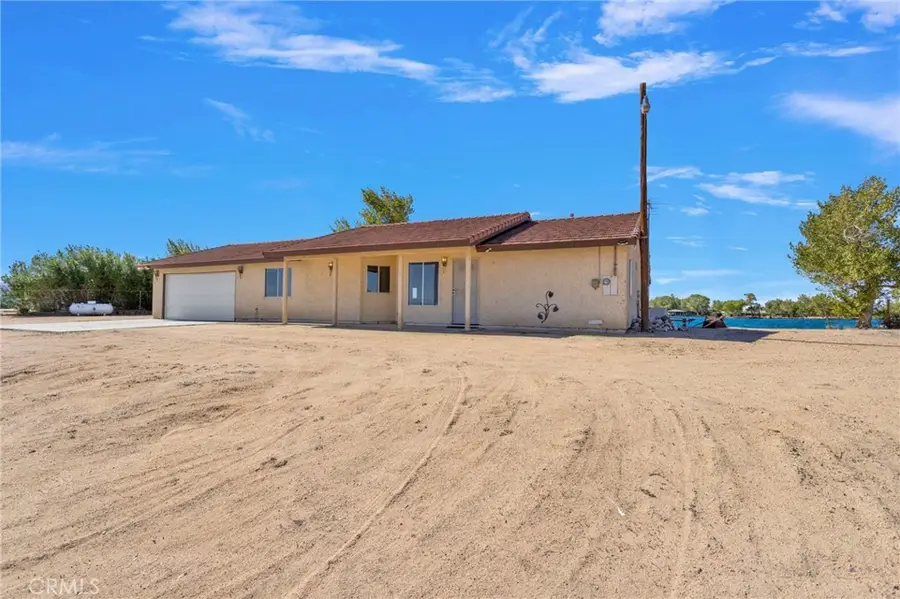43675 Randall, Newberry Springs, CA 92365 - Image #3
