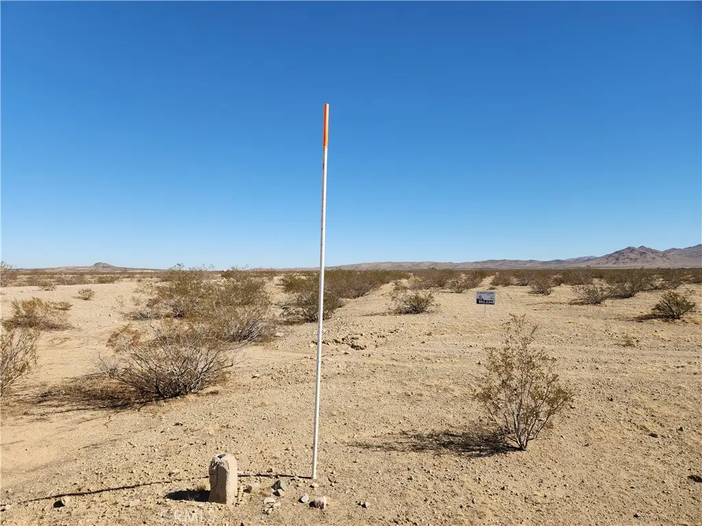 33 Panamint Trail, Helendale, CA 92342 - Image #1