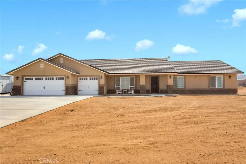 14825 Pela Road, Apple Valley, CA 92307 - Image #1