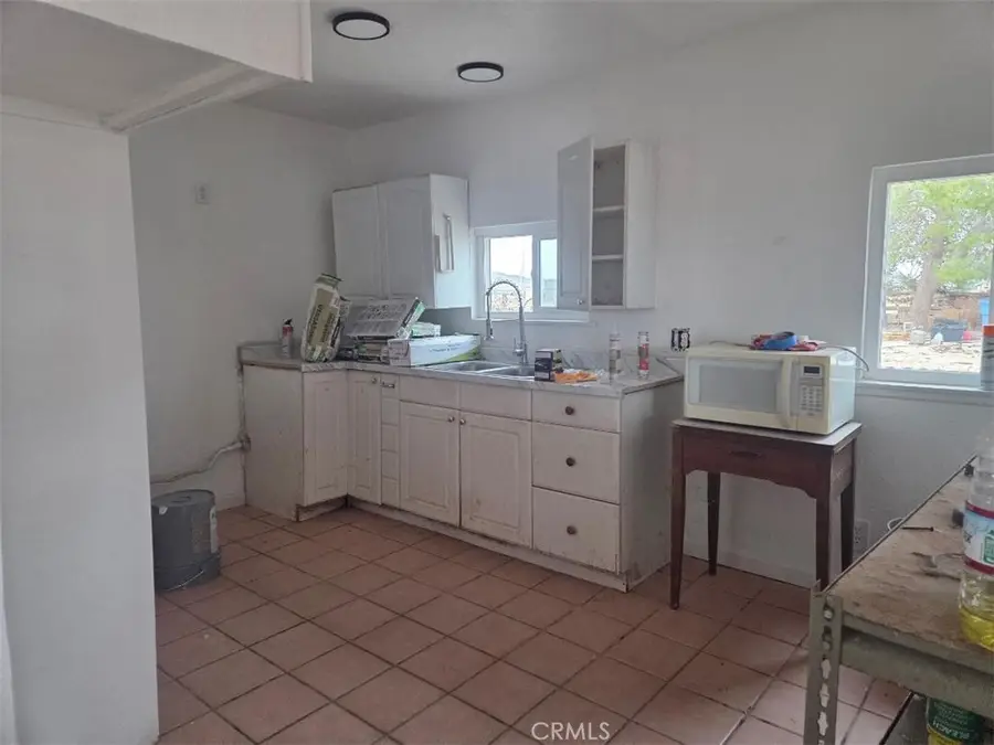 35750 Field, Barstow, CA 92311 - Image #2