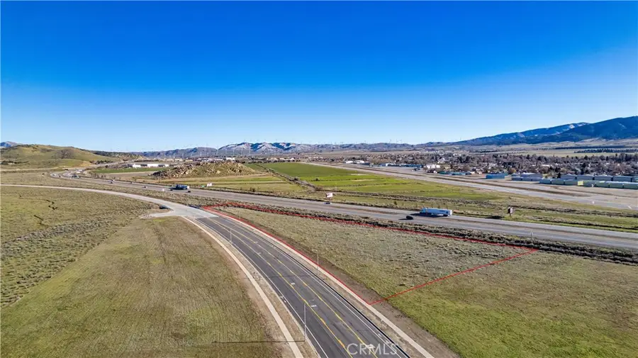 8 Challenger, Tehachapi, CA 93561 - Image #2