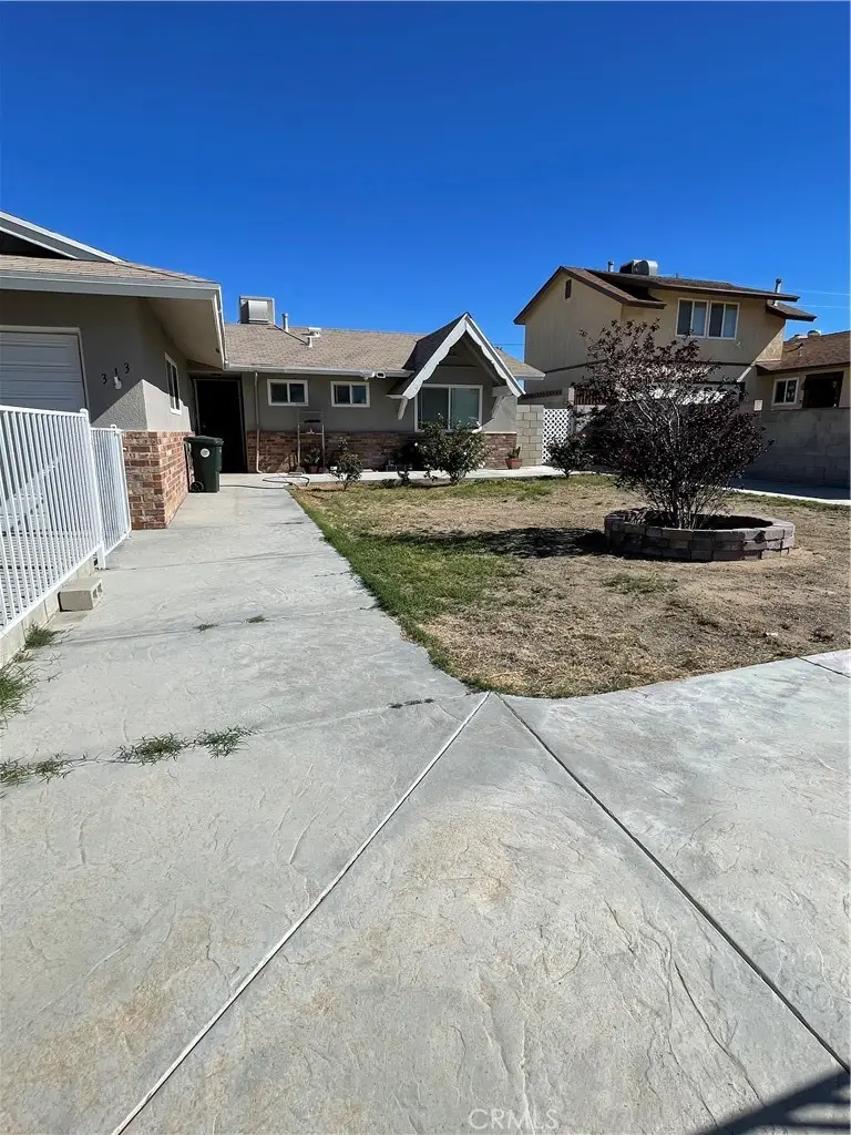 313 Broadway, Barstow, CA 92311 - #1
