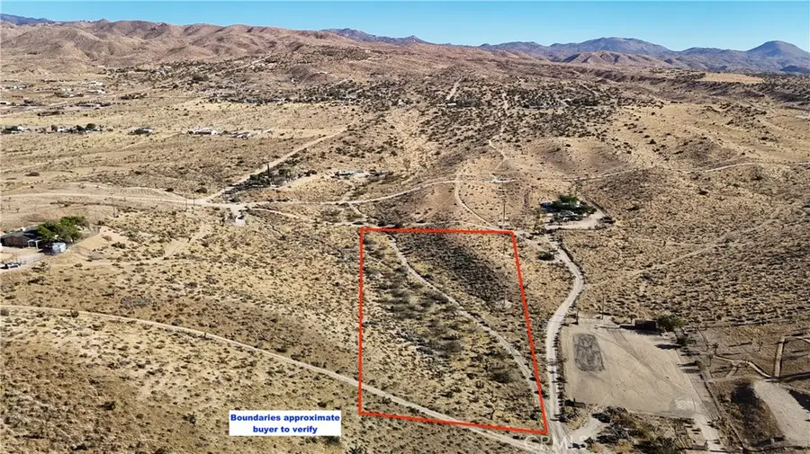 750 Ocotillo Way, Apple Valley, CA 92308 - Image #2