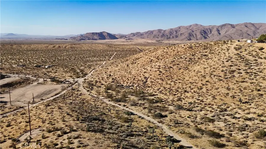 750 Ocotillo Way, Apple Valley, CA 92308 - Image #3