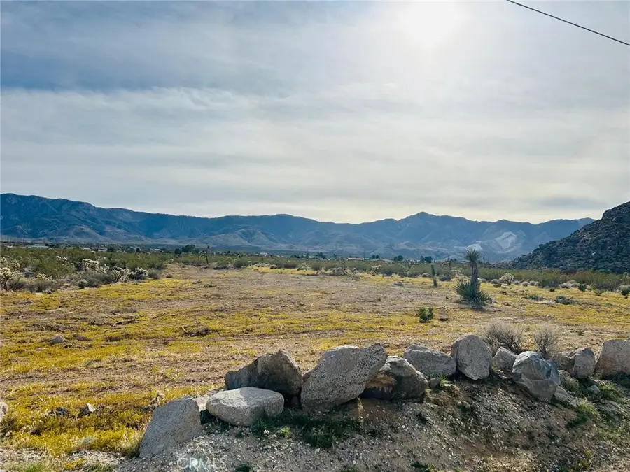32 Amber, Lucerne Valley, CA 92356 - Image #3