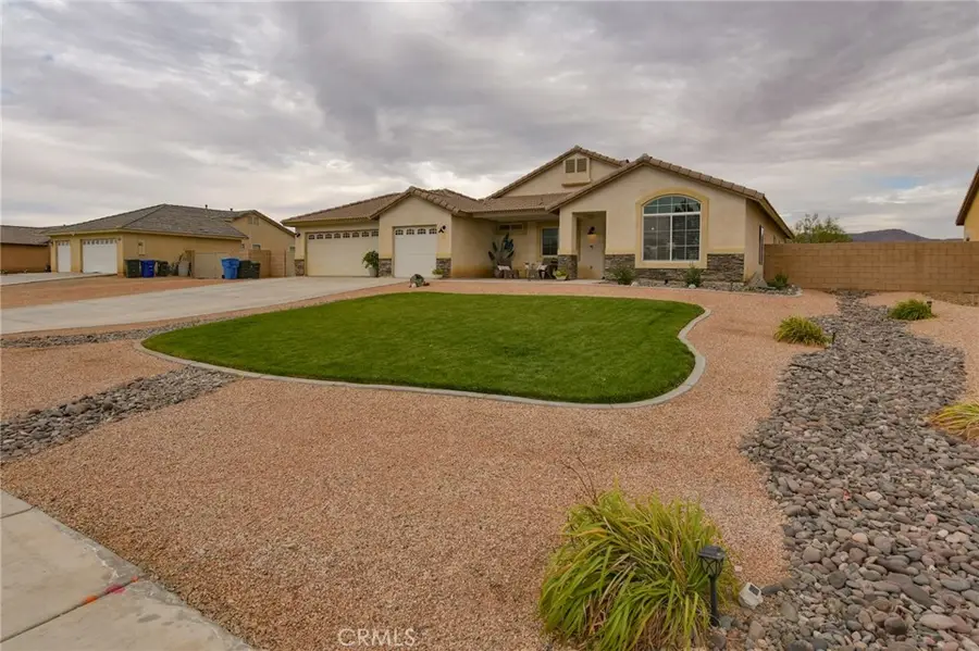 14159 Fresian Avenue, Apple Valley, CA 92307 - Image #3