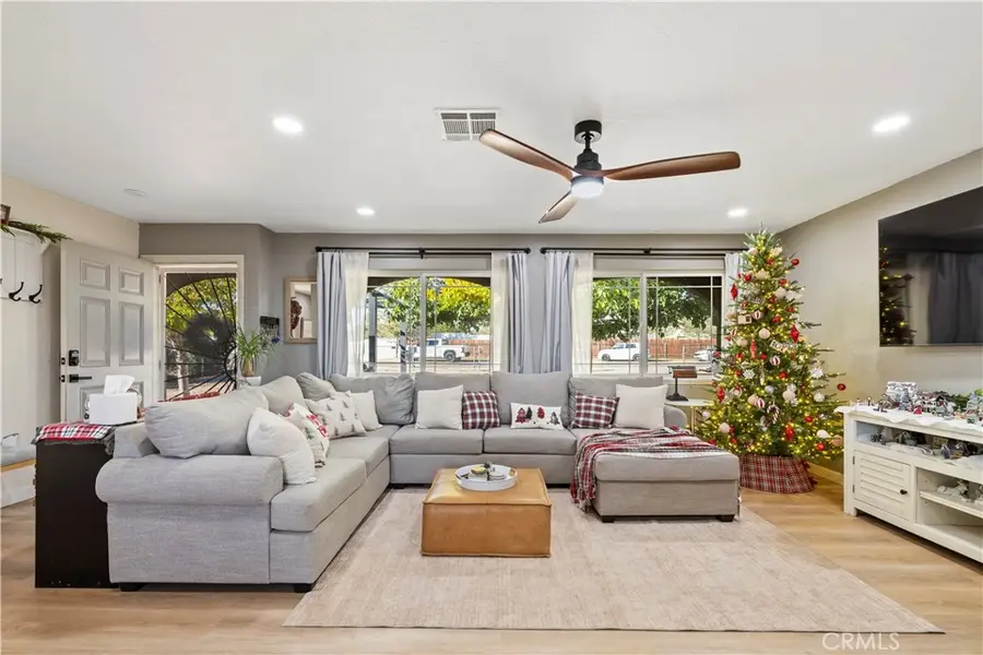 8755 Devon, Hesperia, CA 92345 - Image #3