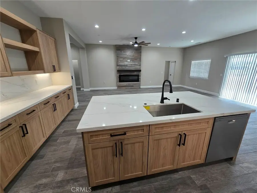 20401 Tonawanda Road, Apple Valley, CA 92307 - #3