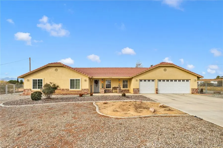 15888 Saint Timothy, Apple Valley, CA 92307 - #2