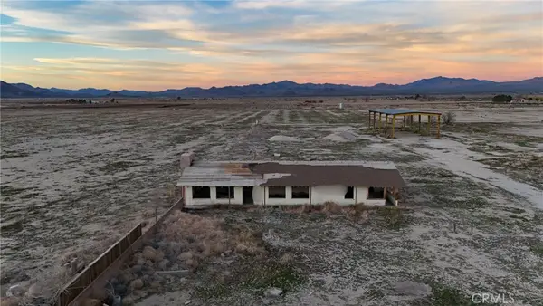 12148 Wilshire, Lucerne Valley, CA 92356