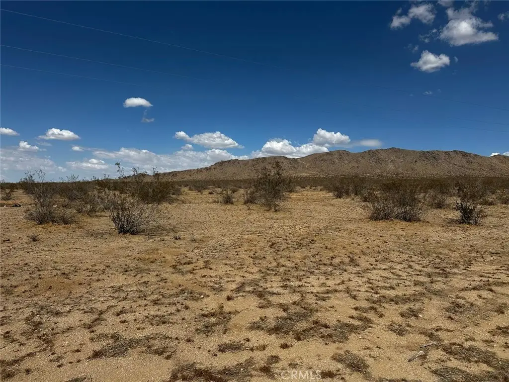 26 Pipeline, Lucerne Valley, CA 92356 - Image #1