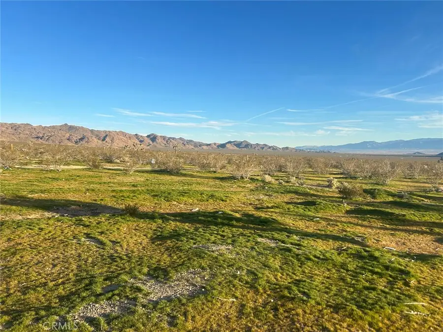 30002 Pipeline, Lucerne Valley, CA 92356 - Image #3