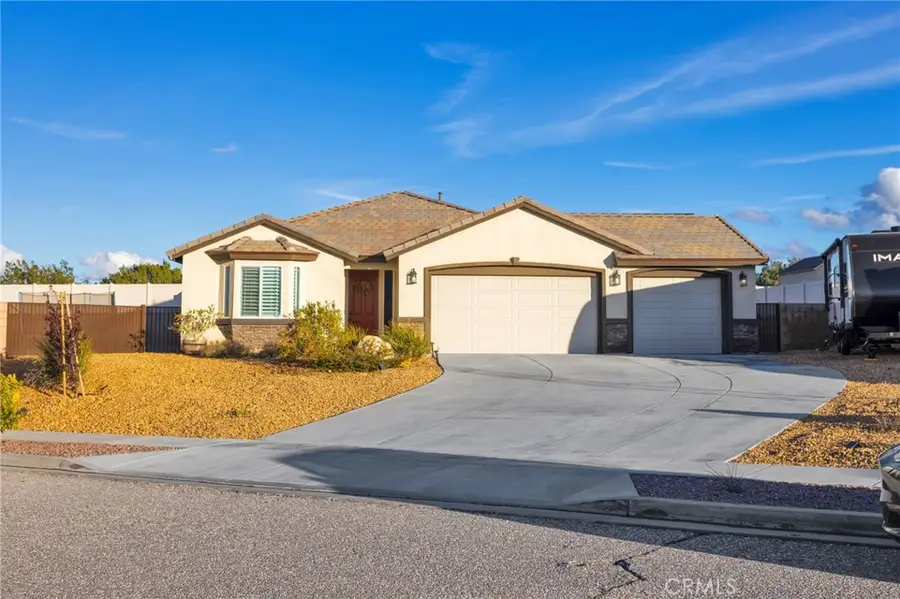 7249 Dayton, Hesperia, CA 92345 - #3