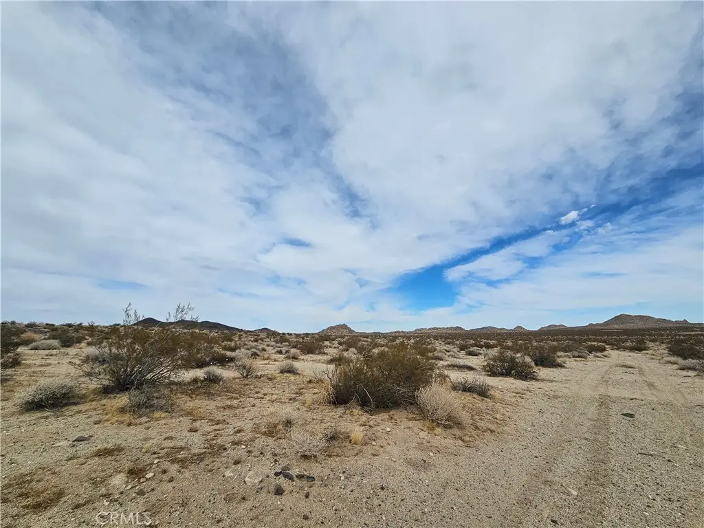 402 Rose Ln., Lucerne Valley, CA 92356 - Image #1